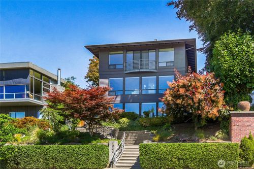 1942 7th Ave W, Seattle, WA, 98119-2878 | Card Image