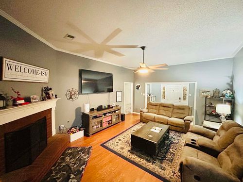 4702 Molsonwood Dr, Bartlett, TN, 38135-1493 | Card Image