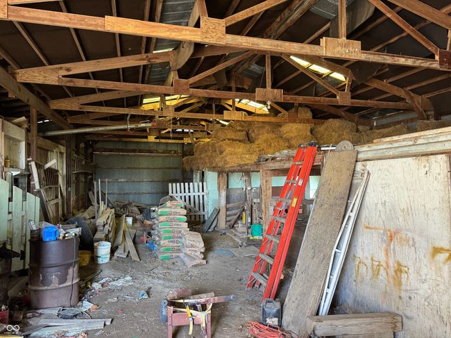 view of garage | Image 39