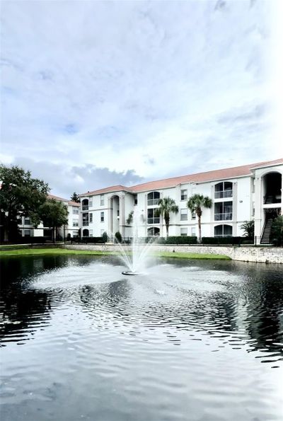 207 - 2717 Maitland Crossing Way, Condo with 2 bedrooms, 2 bathrooms and null parking in Orlando FL | Image 2