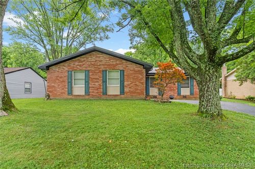 2131 Seneca Dr, Madison, IN, 47250-1953 | Card Image