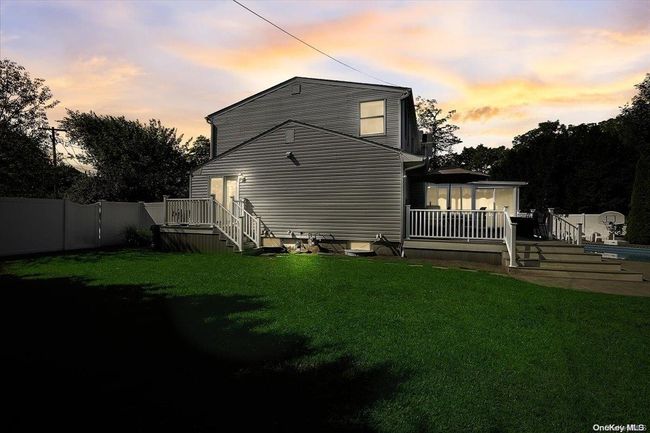 11 13 Th St, House other with 4 bedrooms, 3 bathrooms and null parking in Bohemia NY | Image 33