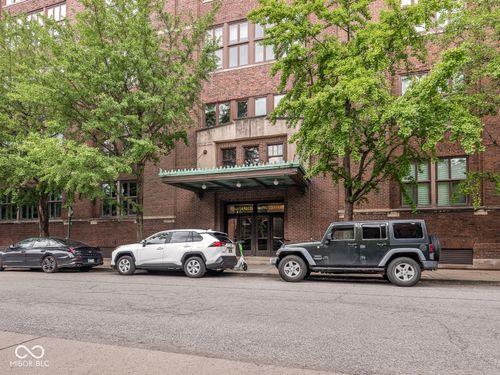 apt-104-430 N Park Ave, Indianapolis, IN, 46202-3677 | Card Image