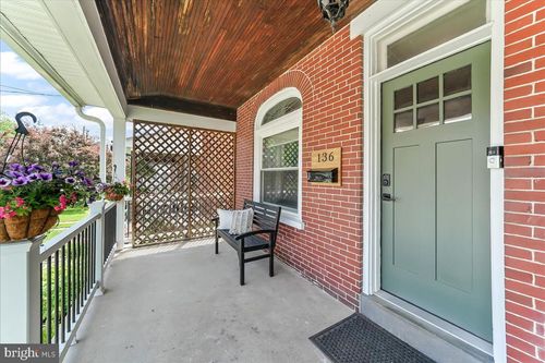136 Walnut St, Mont Clare, PA, 19453-5078 | Card Image