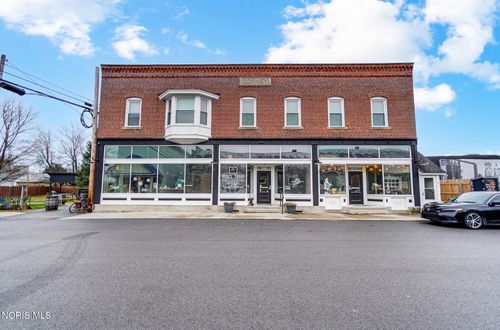 105 E Liberty St, Arlington, OH, 45814-9658 | Card Image