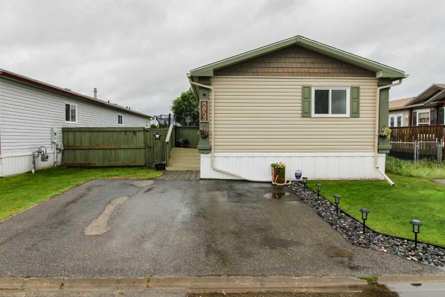 8853 89 Avenue, House detached with 3 bedrooms, 2 bathrooms and 2 parking in Grande Prairie AB | Image 20