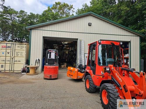 176 Old Forge Rd, Monroe, NJ, 08831-1490 | Card Image