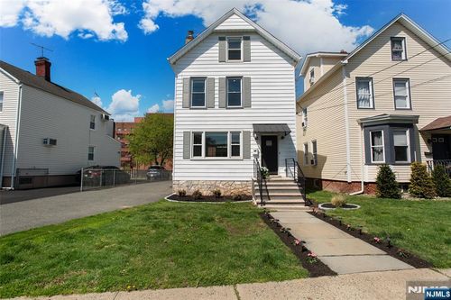 108 Thomas St, Bloomfield, NJ, 07003-2411 | Card Image
