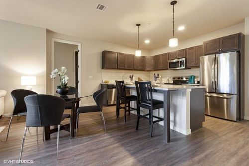 1465 Underwood Ave, Wauwatosa, WI, 53213-2651 | Card Image