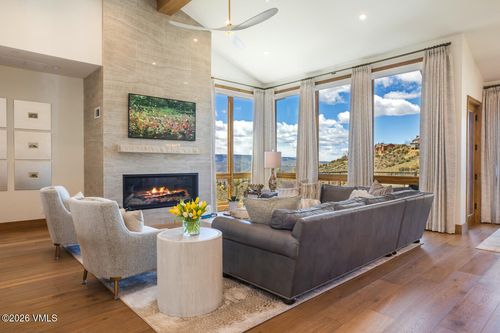 5205 Longsun Ln, Avon, CO, 81620 | Card Image