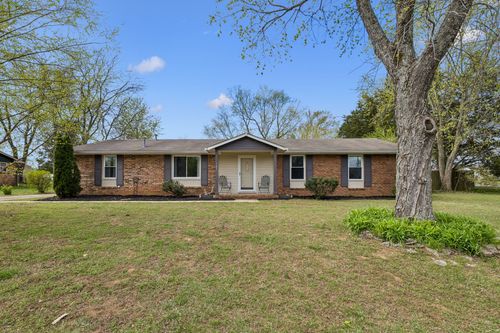 121 Crockett Ct, Smyrna, TN, 37167-5002 | Card Image