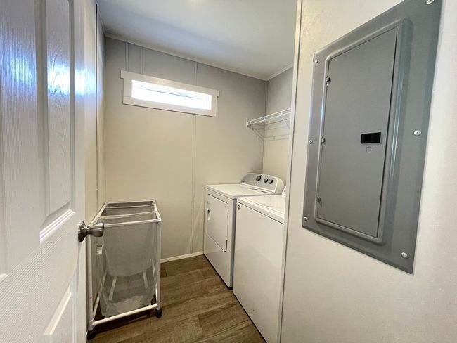900 Quail Run, House other with 3 bedrooms, 2 bathrooms and null parking in Seven Points TX | Image 8