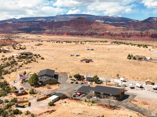955 E Highway 24, Torrey, UT, 84775 | Card Image