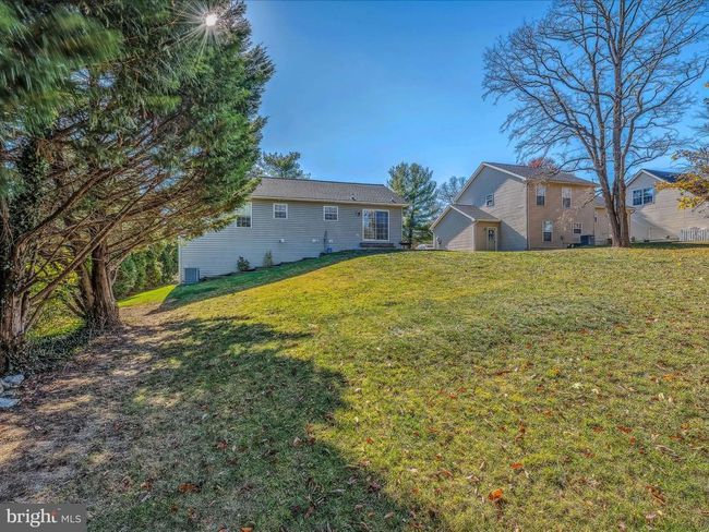 102 Artisan Way, House other with 3 bedrooms, 3 bathrooms and null parking in MARTINSBURG WV | Image 36