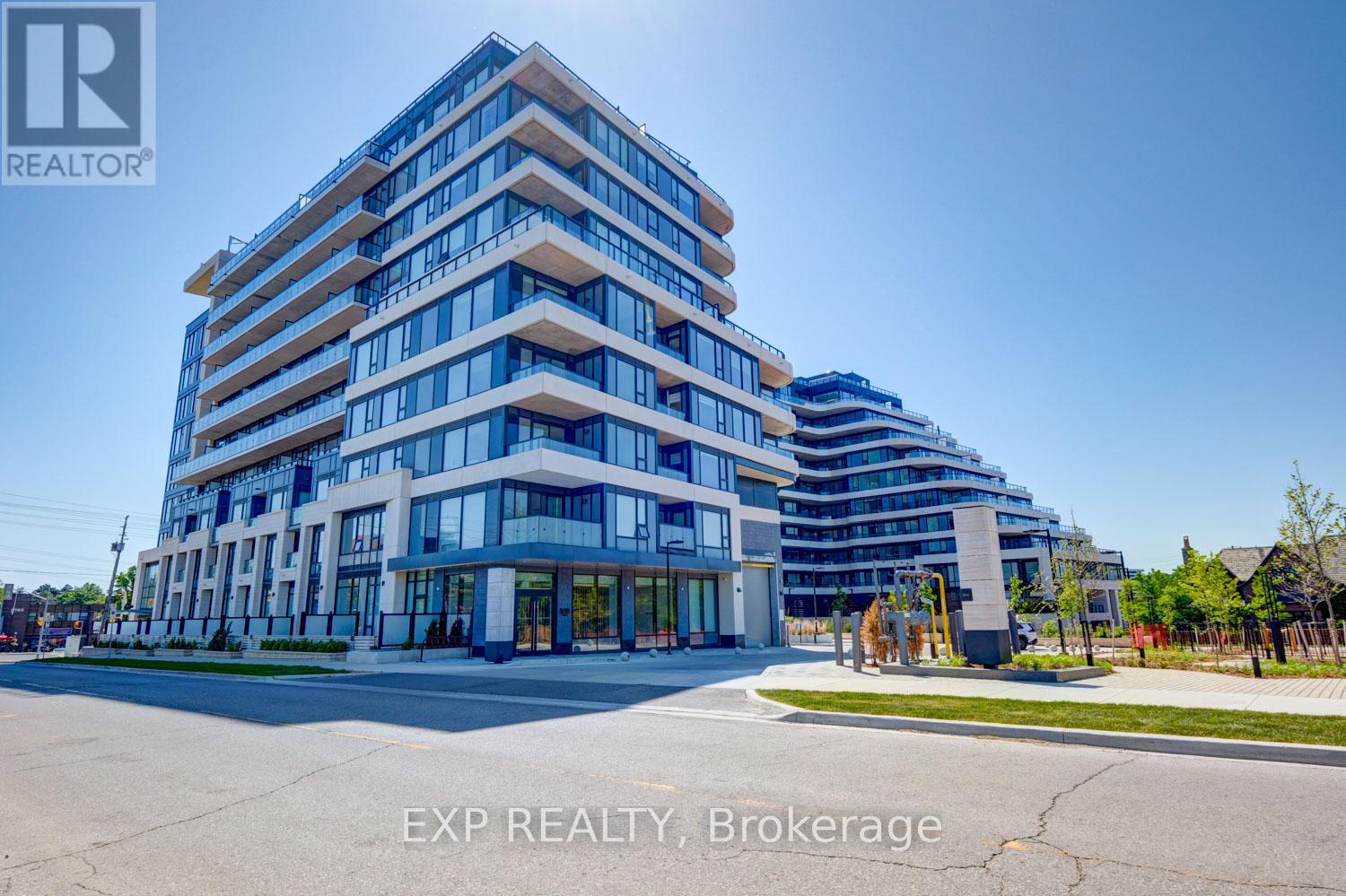 Residential in Vaughan (Uplands) 5