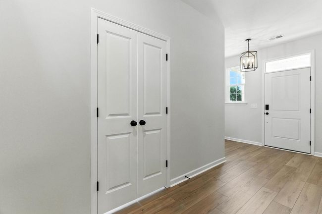 7022 New Horizons Lane, House other with 4 bedrooms, 3 bathrooms and null parking in Boiling Springs SC | Image 4
