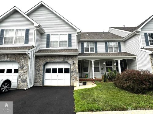 22 Heather Ct, Monmouth Junction, NJ, 08852-2632 | Card Image