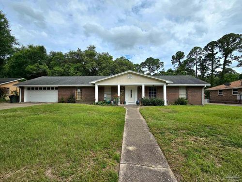 8235 Sedgefield Dr, Pensacola, FL, 32507-1415 | Card Image