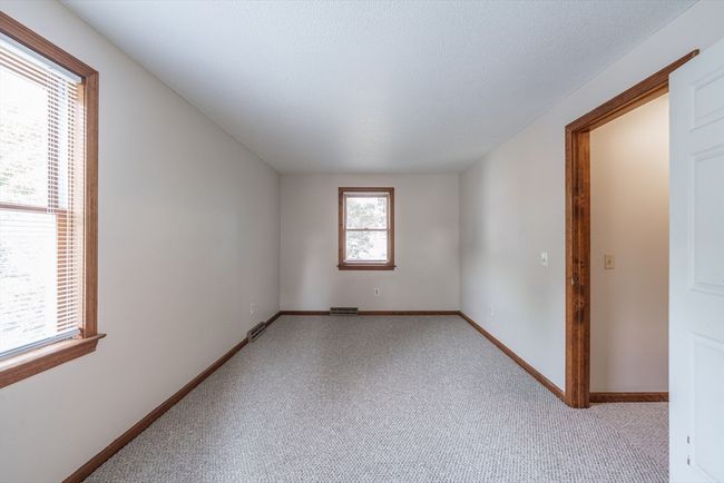 34 Luden St, House other with 2 bedrooms, 2 bathrooms and 2 parking in Springfield MA | Image 15