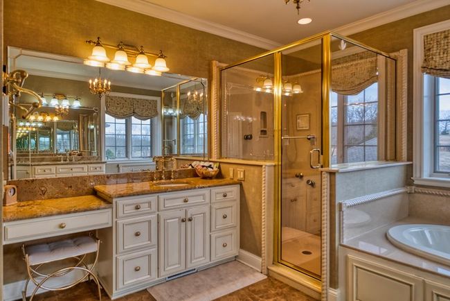 122 Fairway Acres Dr, Home with 7 bedrooms, 5 bathrooms and 3 parking in Dunmor KY | Image 43