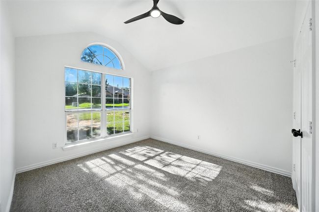 713 Madeline Ct, House other with 3 bedrooms, 2 bathrooms and null parking in Azle TX | Image 24