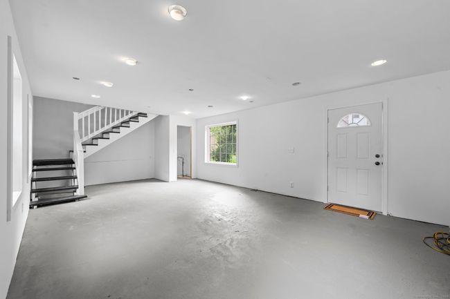 This iss the 1st floor on the freshly painted barn - it has been painted inside &amp; out! | Image 37