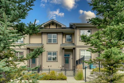 4 Evanscrest Gdns Nw, Calgary, AB, T3P0S1 | Card Image