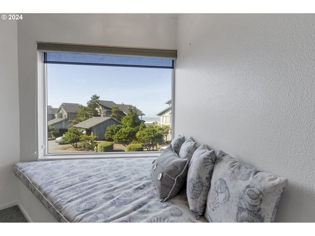 M2 - 4175 N Highway 101, Condo with 2 bedrooms, 3 bathrooms and 1 parking in Depoe Bay OR | Image 16