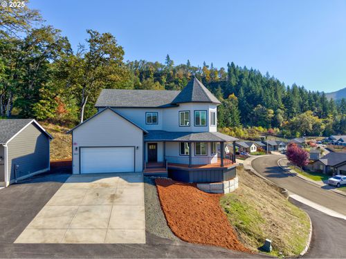 662 Brooks Loop, Sutherlin, OR, 97479-9306 | Card Image