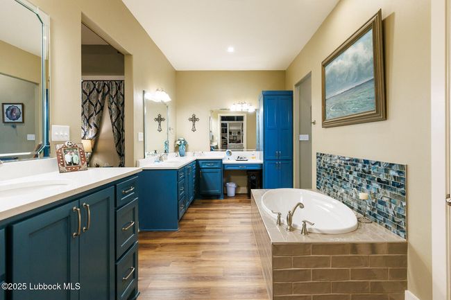 6611 Tiger Rd, House other with 3 bedrooms, 3 bathrooms and null parking in Ropesville TX | Image 59