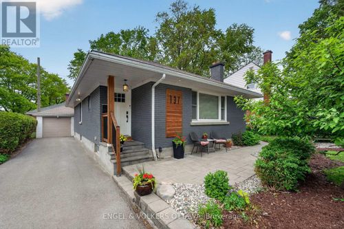 137 Rachael Avenue, Ottawa, ON, K1H6C5 | Card Image