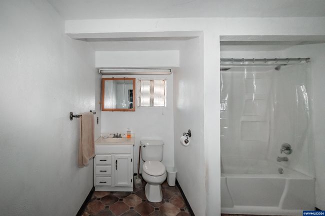 32072 Birdfoot Dr, House other with 4 bedrooms, 4 bathrooms and null parking in Tangent OR | Image 20