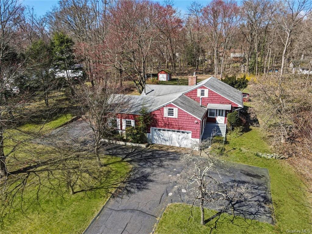 Eros Dr, Airmont, NY 10952