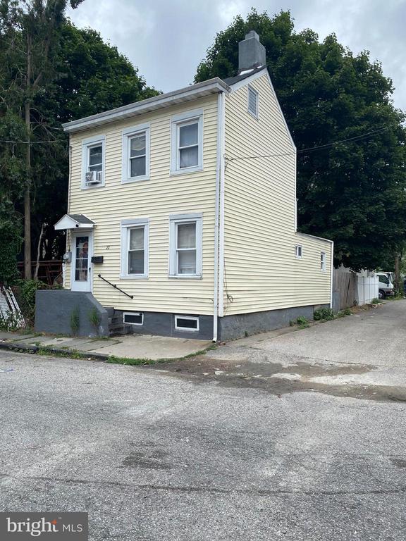 Watson St, Trenton, NJ 08611