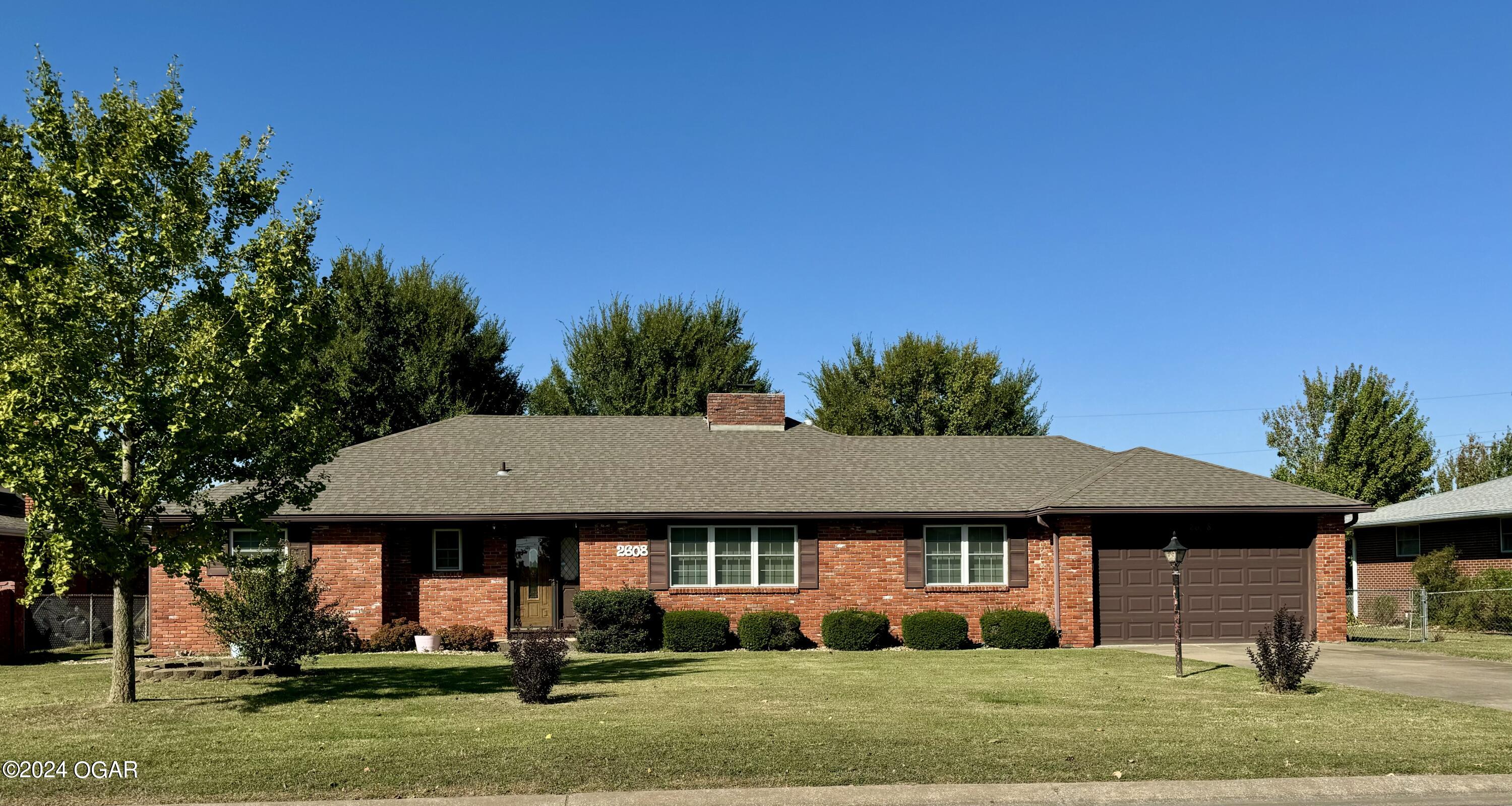 Illinois Ave, Joplin, MO 64804