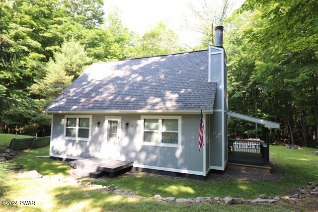Fawn Rd, Hawley, PA 18428