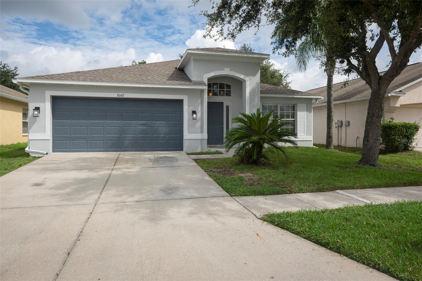 Whinsenton Dr, Wesley Chapel, FL 33543