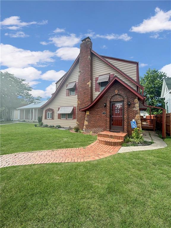 Gay St, Warrensburg, MO 64093