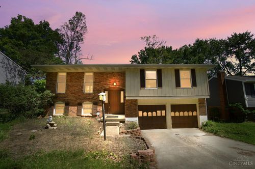6570 Knottypine Dr, Cincinnati, OH, 45230 | Card Image