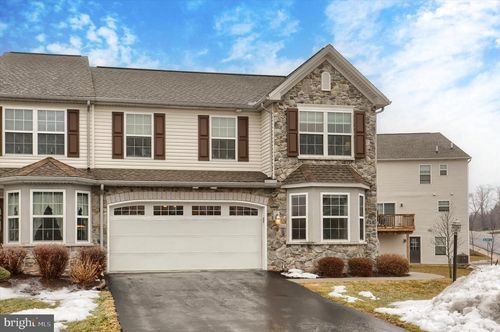2301 Mandarin Ct, HARRISBURG, PA, 17110-3358 | Card Image
