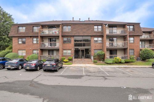 101 Beverly Hill Terrace, Middlesex, NJ, 07095 | Card Image