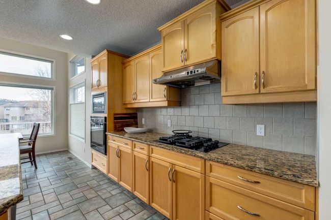 191 Sienna Park Drive Sw, House other with 4 bedrooms, 4 bathrooms and 4 parking in Calgary AB | Image 10