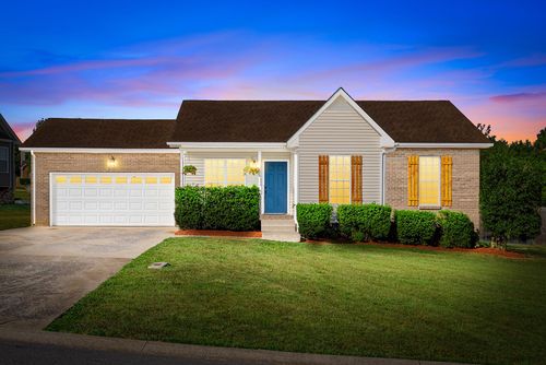 1232 Channelview Dr, Clarksville, TN, 37040-3198 | Card Image