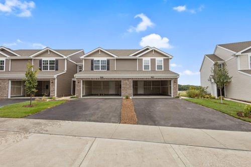 543 Cressmoor Park, Hobart, IN, 46342 | Card Image