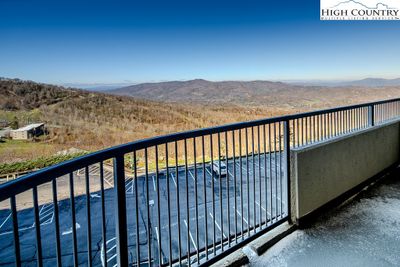 2321 - 303 Sugar Top Drive, Condo with 2 bedrooms, 2 bathrooms and null parking in Sugar Mountain NC | Image 1