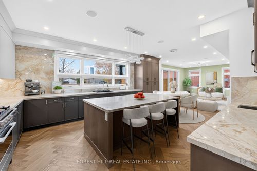 3474 Joan Dr, Mississauga, ON, L5B1T5 | Card Image