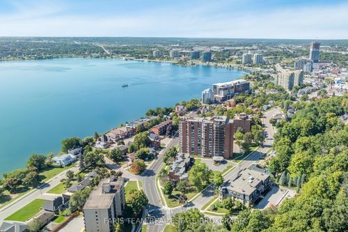 703-181 Collier St, Barrie, ON, L4M5L6 | Card Image