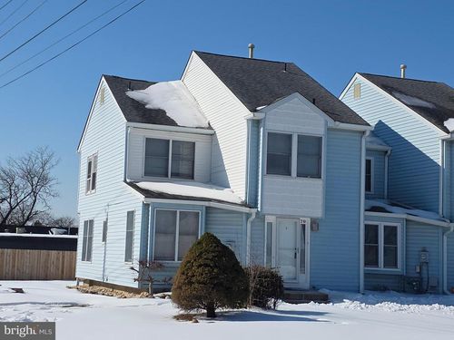 70 Suburban Blvd, DELRAN, NJ, 08075-2413 | Card Image