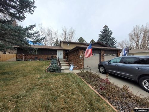 2036 Linda Vista, Casper, WY, 82609 | Card Image