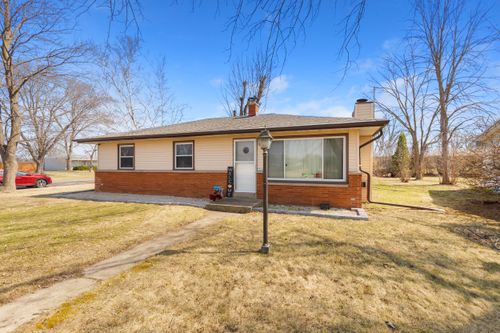 7934 N Edgeworth Dr, Milwaukee, WI, 53223-4220 | Card Image